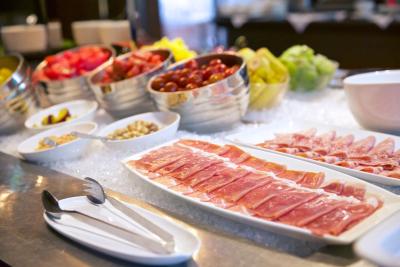 هتل نیوا تکیو