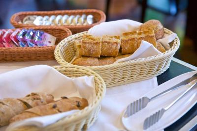 هتل نیوا تکیو