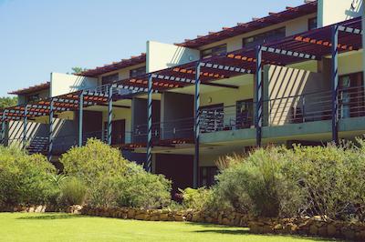 پرمیر هتل نیسنا-د مورینگز