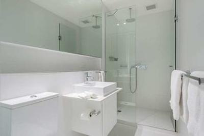 بریکفری اُن کلینز