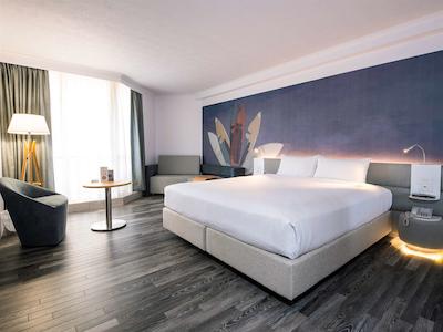 نوتل سورفرز پارادیس