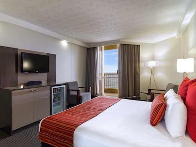 نوتل سورفرز پارادیس