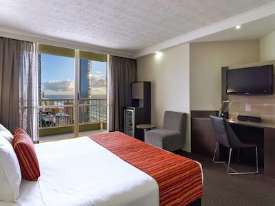 نوتل سورفرز پارادیس