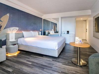 نوتل سورفرز پارادیس