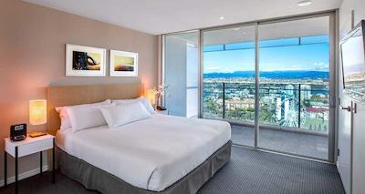 هیلتون سورفرز پارادیس رسیدنسز