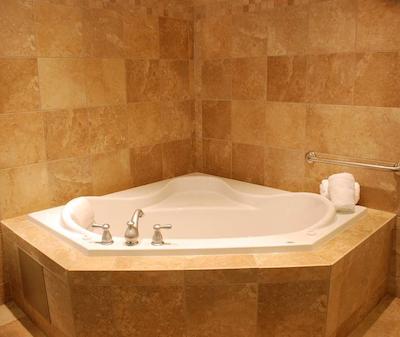 هامپتون این اند سویتز بای هیلتون لدبریج