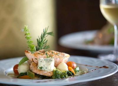 سانست پلازا بیچ ریزرت اند اسپا