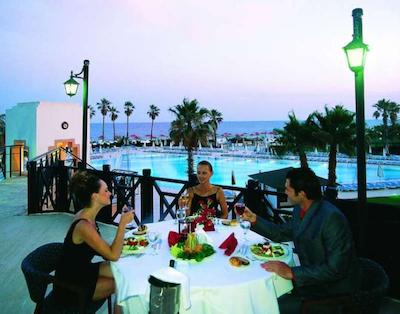 آدورا گلف ریزورت