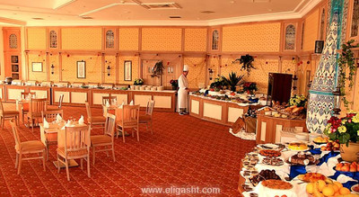 آدورا گلف ریزورت