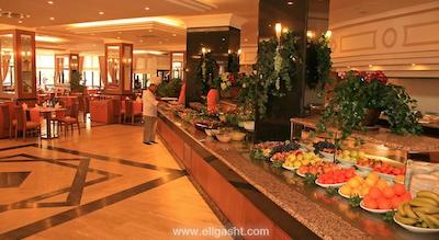 آدورا گلف ریزورت