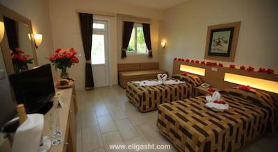 آدورا گلف ریزورت