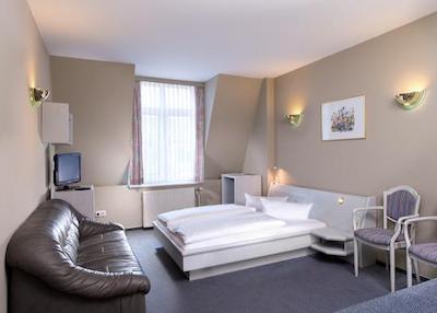 تریپ بای ویندهام درسدن نوستادت