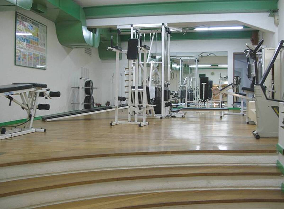 توریال پارک اپارتامنتز تورستیکز