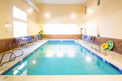 بست وسترن پلاس ایستگات این اند سویتز