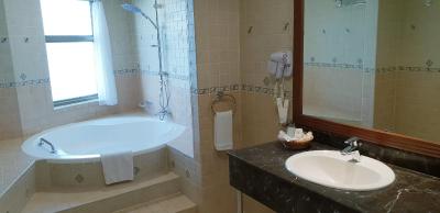 ساهارا بیچ ریزرت اند اسپا