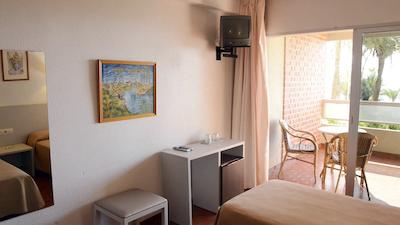 هستال ولیلا