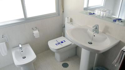 هستال ولیلا