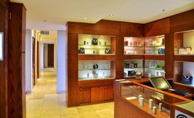 پرمیر هتل اُر تامبو