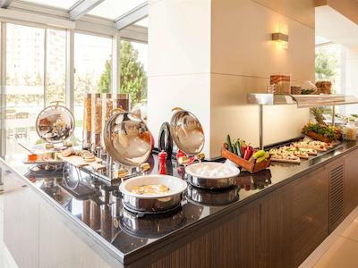 ایبیز کسری اُتلی