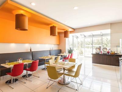 ایبیز کسری اُتلی