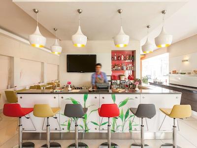 ایبیز کسری اُتلی