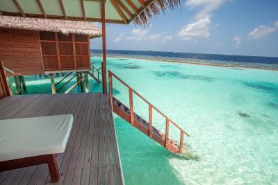 واکاروفالهی آیلند ریزورت