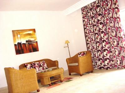 افریکا جاد دالاسو