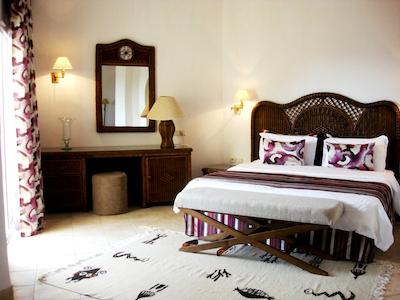 افریکا جاد دالاسو