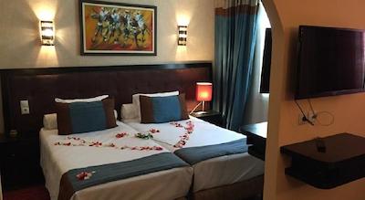 ل مچوار دارنا