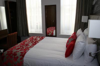 سرافین کنسینگتون اُلیمپیا هتل