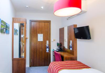 سرافین کنسینگتون اُلیمپیا هتل