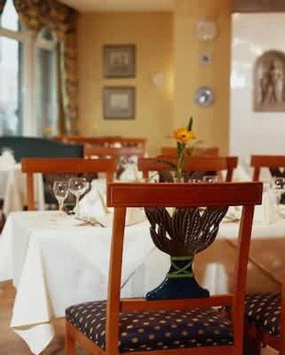 وپستالسبوم هتل فریدریچشین