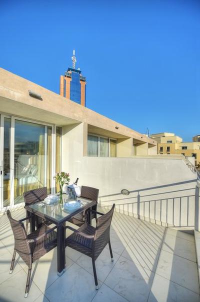 اُنیکس اپارتمنتز