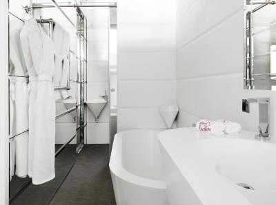 ال پالاوت لیوینگ