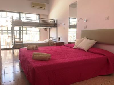 پامبز ناپا رکز