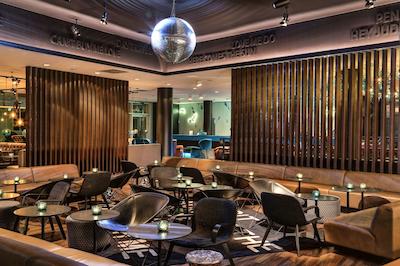 متل اُن هامبورگ ام میچل