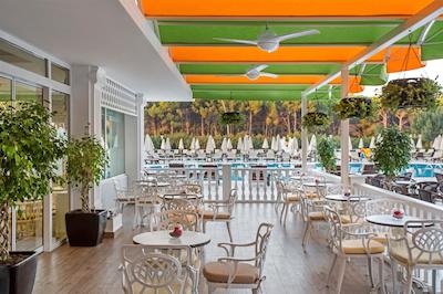 اینویستا هتل بلک