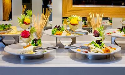 اینویستا هتل بلک