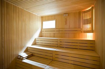 اینویستا هتل بلک