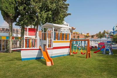 اینویستا هتل بلک