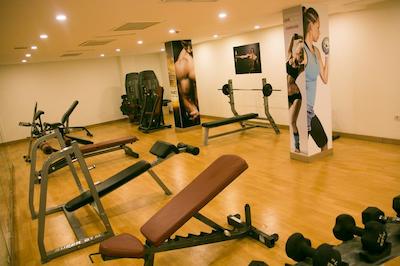 اینویستا هتل بلک