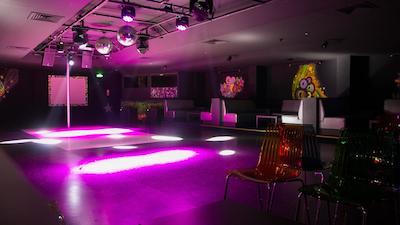 اینویستا هتل بلک