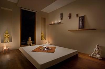 اینویستا هتل بلک