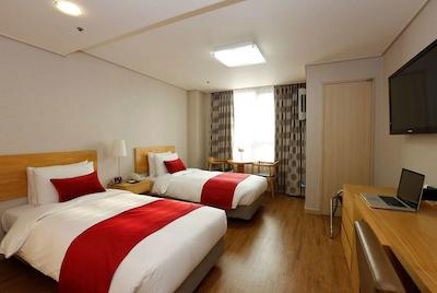 رامادا اسئوول دنگدامون