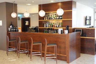 اورستارز اُپرتو