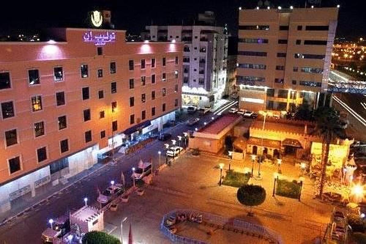 منا پلازا تیف