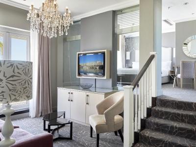 کویین ویکتریا هتل