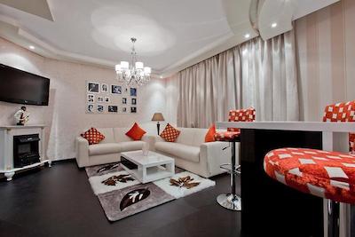 ارت پالاس سویتز اند اسپا