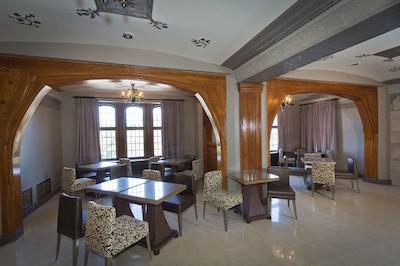 دوبلتری بای هیلتون-د تودر ارمز هتل