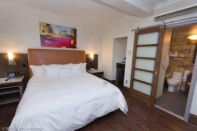 دوبلتری بای هیلتون-د تودر ارمز هتل